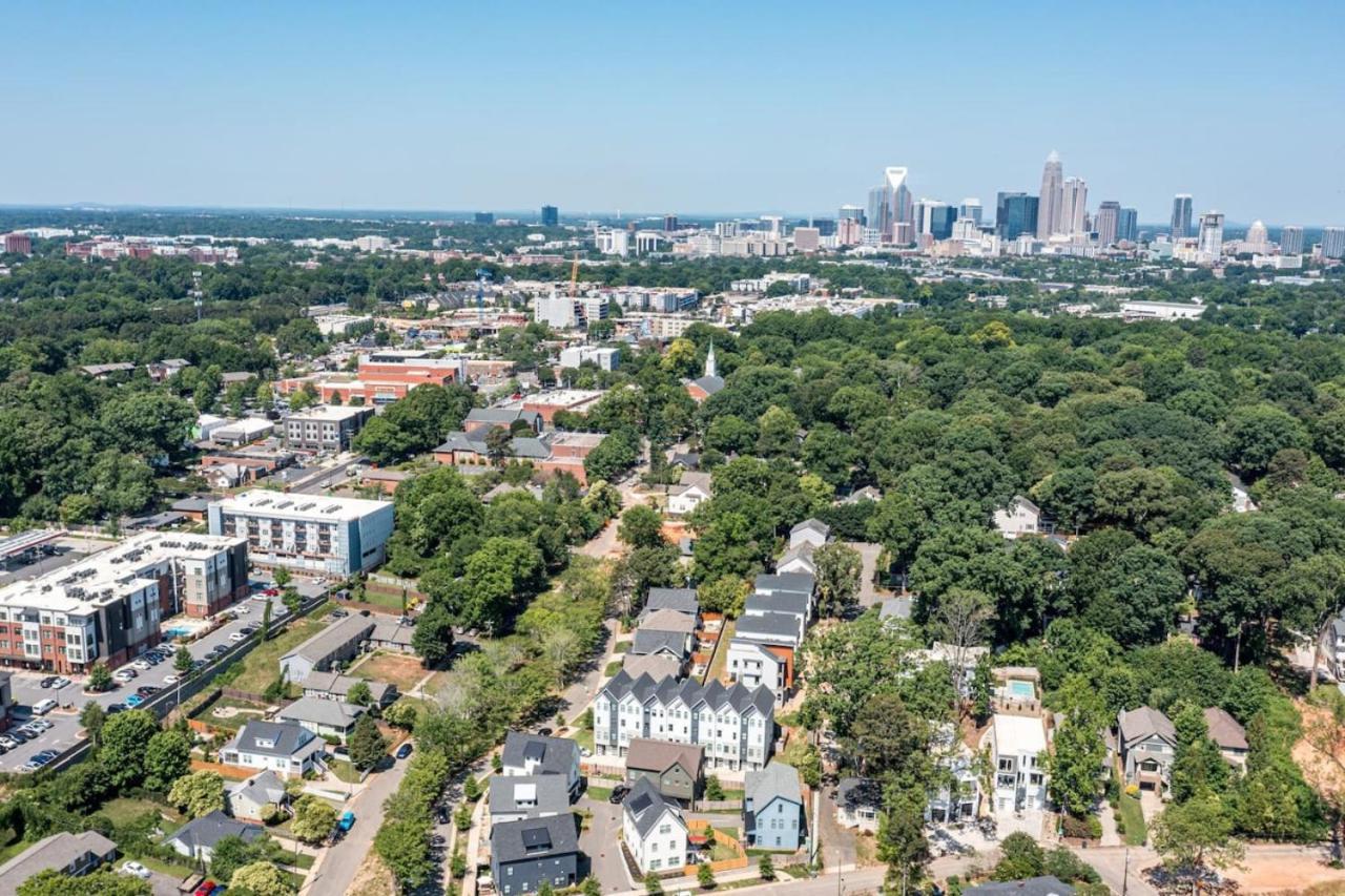 On The Move In Plaza Midwood Villa Charlotte Exterior photo